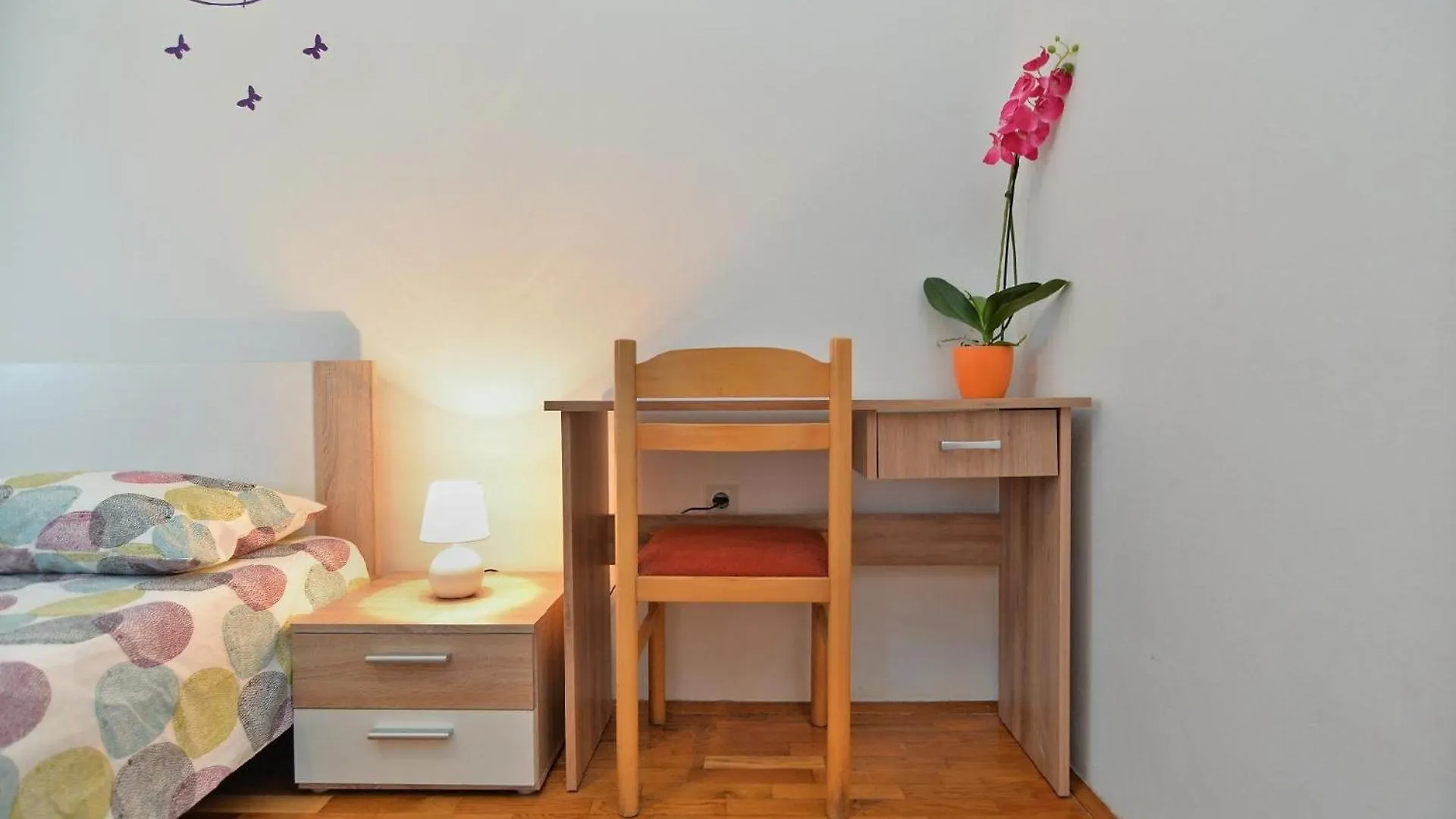 Apartment Ferienwohnung Fuer 5 Personen Ca 64 Qm In Peresiji, Istrien Binnenland Von Istrien Svetvincenat Croatia