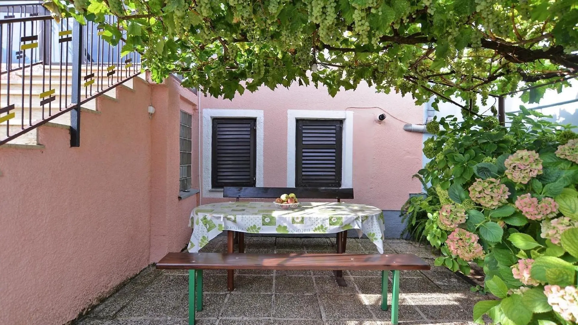 Ferienwohnung Fuer 5 Personen Ca 64 Qm In Peresiji, Istrien Binnenland Von Istrien Svetvincenat