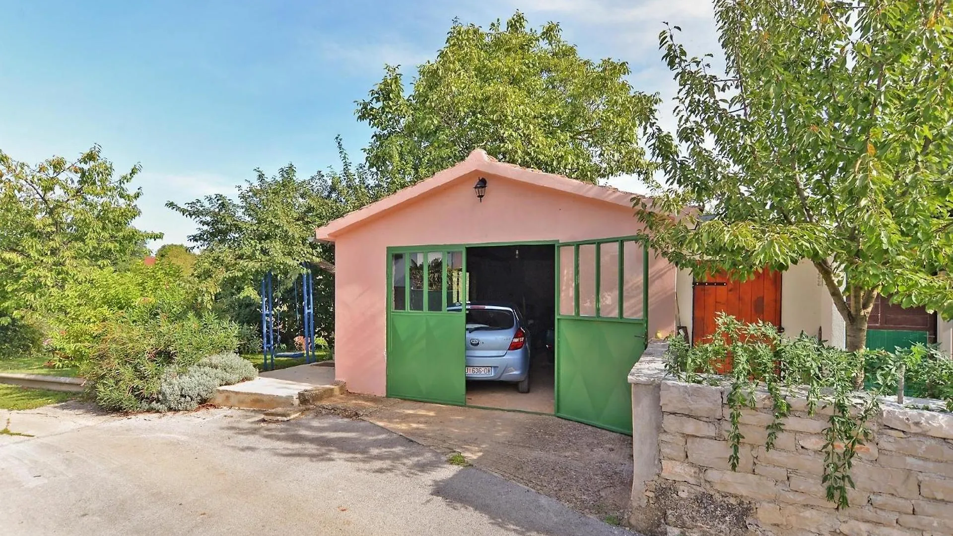 Ferienwohnung Fuer 5 Personen Ca 64 Qm In Peresiji, Istrien Binnenland Von Istrien Svetvincenat 0*,